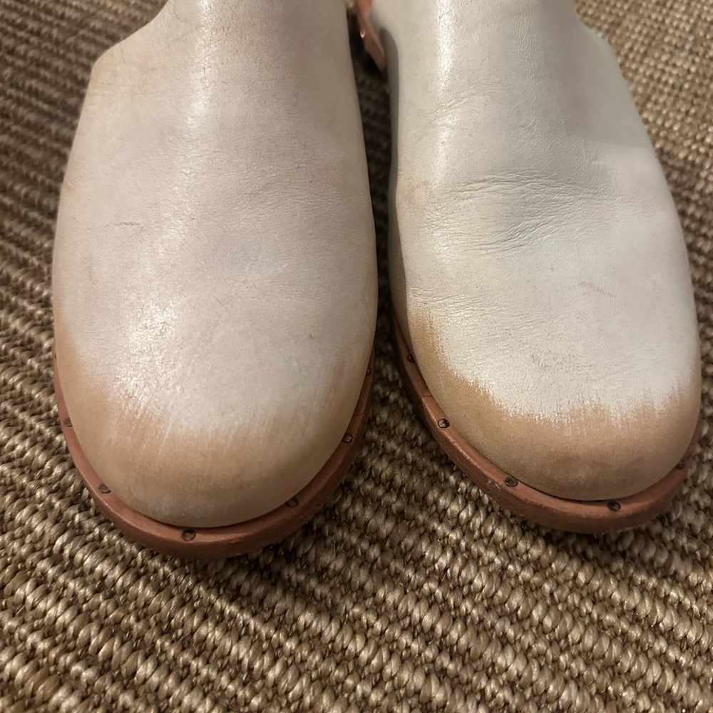 Beek by Two Birds Women's Ivory Leather Mules - Picture 5 of 8